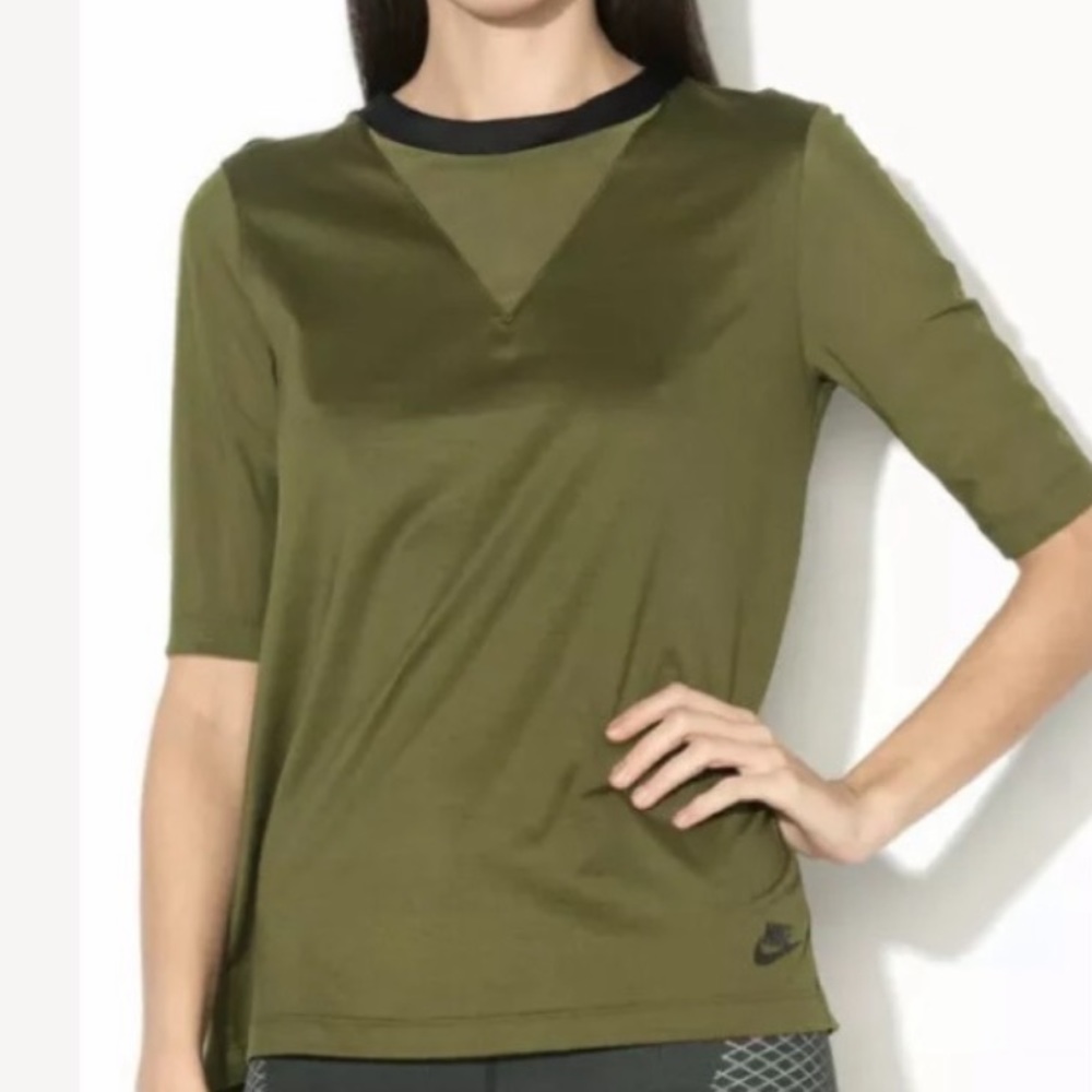 Nike Sportswear Bonded Half-sleeve Top